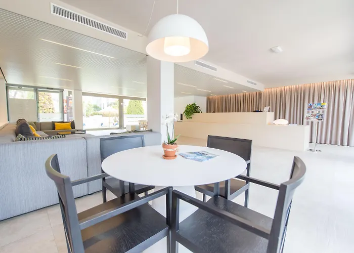 Atenea Park Suites & Apartments